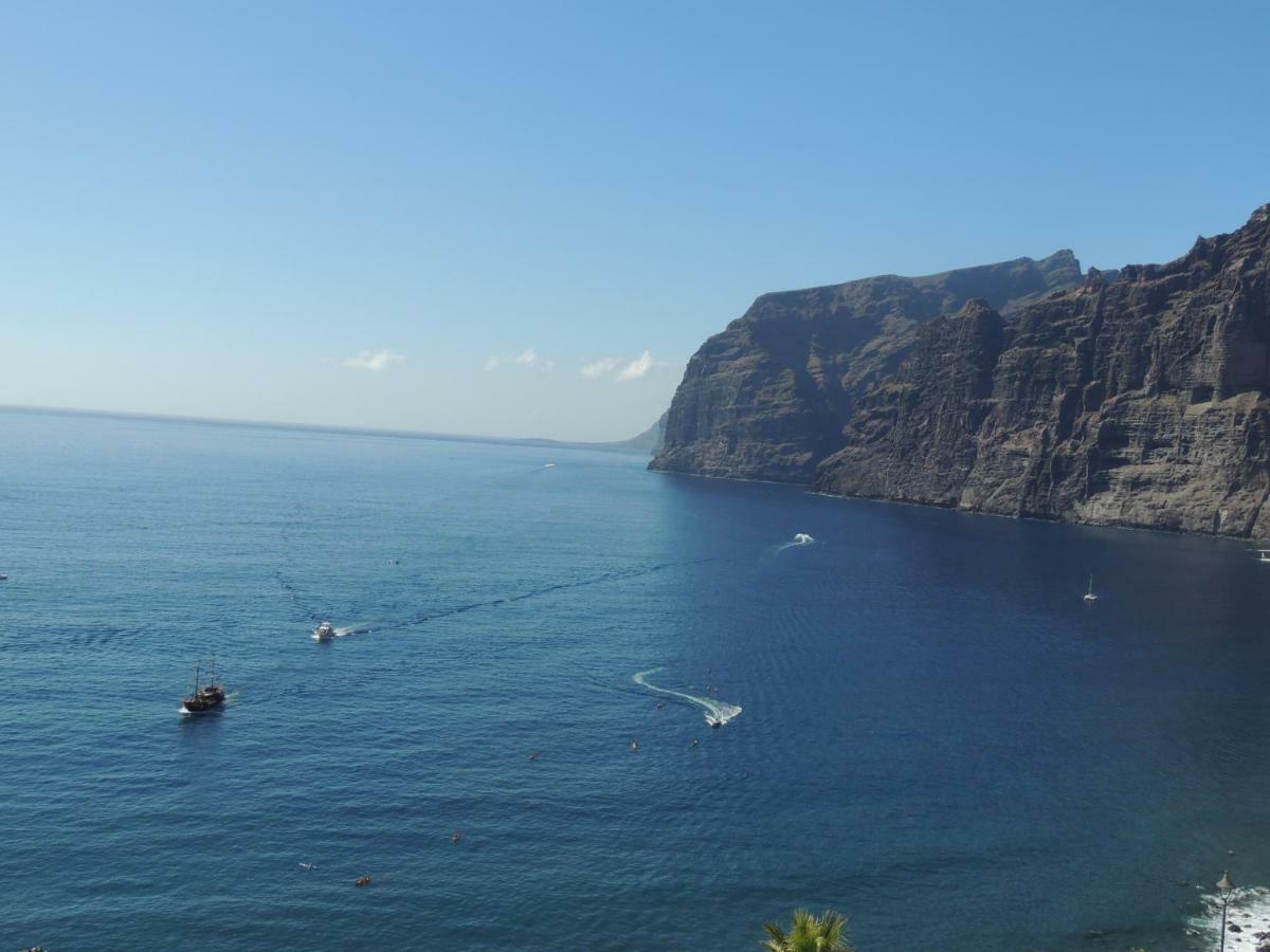 Luxury Apt. With Stunning Sea View Acantilado de los Gigantes Kültér fotó